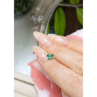 0.59 Ct. Emerald from Colombia Life Style