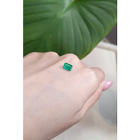 0.95 Ct. Emerald from Brazil Life Style