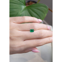 0.70 Ct. Emerald from Brazil Life Style