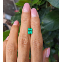 1.48 Ct. Emerald from Colombia Life Style