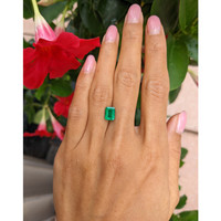 1.64 Ct. Emerald from Colombia Life Style