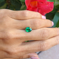 1.56 Ct. Emerald from Zambia Life Style