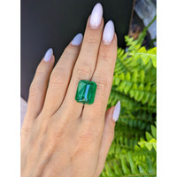 13.27 Ct. Cabochon Emerald from Zambia Life Style