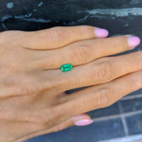 0.75 Ct. Emerald from Afghanistan Life Style