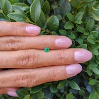 0.19 Ct. Emerald from Afghanistan Life Style