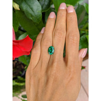 2.53 Ct. Emerald from Zambia Life Style