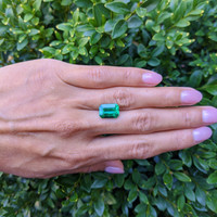 4.91 Ct. Emerald from Colombia Life Style