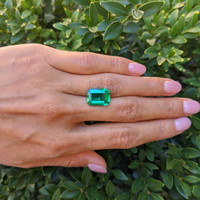 6.29 Ct. Emerald from Colombia Life Style