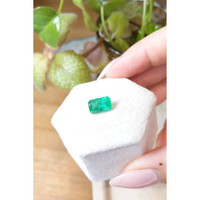 2.38 Ct. Emerald from Zambia Life Style