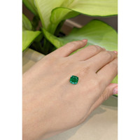 1.75 Ct. Emerald from Zambia Life Style