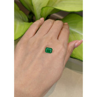 1.74 Ct. Emerald from Afghanistan Life Style