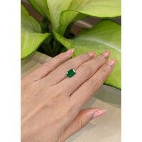 1.74 Ct. Emerald from Afghanistan Life Style