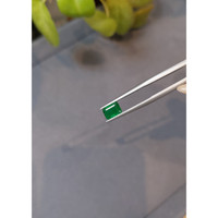 0.98 Ct. Emerald from Afghanistan Life Style