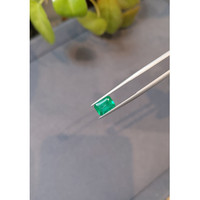 1.40 Ct. Emerald from Afghanistan Life Style