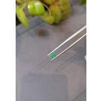 0.43 Ct. Emerald from Afghanistan Life Style