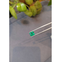1.94 Ct. Emerald from Afghanistan Life Style