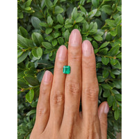 1.52 Ct. Emerald from Colombia Life Style