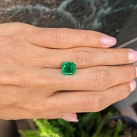 3.72 Ct. Emerald from Colombia Life Style