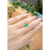 1.27 Ct. Emerald from Colombia Life Style