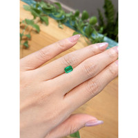 0.71 Ct. Emerald from Afghanistan Life Style