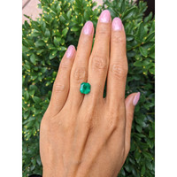 3.16 Ct. Emerald from Colombia Life Style
