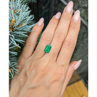 1.59 Ct. Emerald from Colombia Life Style