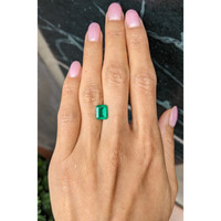 1.88 Ct. Emerald from Colombia Life Style