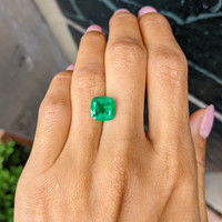 3.65 Ct. Emerald from Colombia Life Style