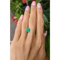 1.77 Ct. Emerald from Colombia Life Style