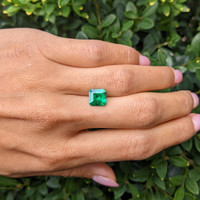 2.14 Ct. Emerald from Colombia Life Style