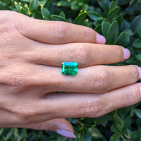 2.66 Ct. Emerald from Colombia Life Style