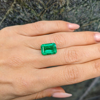 5.40 Ct. Emerald from Zambia Life Style