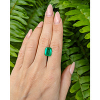 3.67 Ct. Emerald from Colombia Life Style