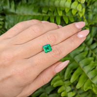 1.97 Ct. Emerald from Colombia Life Style