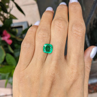 2.77 Ct. Emerald from Zambia Life Style