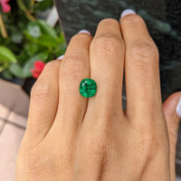 2.73 Ct. Emerald from Zambia Life Style