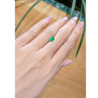 0.53 Ct. Emerald from Afghanistan Life Style