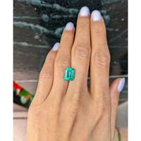 3.52 Ct. Emerald from Colombia Life Style