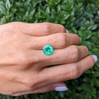 2.40 Ct. Emerald from Colombia Life Style