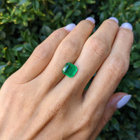 2.62 Ct. Emerald from Zambia Life Style