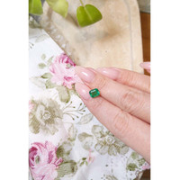 1.23 Ct. Emerald from Zambia Life Style