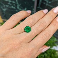 2.22 Ct. Emerald from Zambia Life Style
