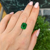 4.55 Ct. Emerald from Zambia Life Style
