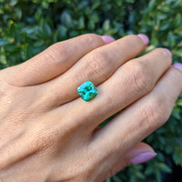 2.25 Ct. Emerald from Colombia Life Style