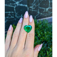 12.08 Ct. Emerald from Colombia Life Style