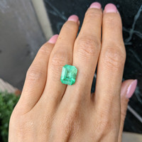 4.58 Ct. Emerald from Colombia Life Style