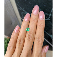 0.65 Ct. Emerald from Colombia Life Style