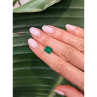 1.79 Ct. Emerald from Colombia Life Style