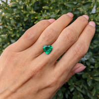 2.34 Ct. Emerald from Zambia Life Style