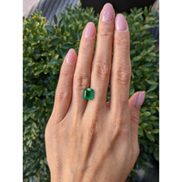 3.29 Ct. Emerald from Colombia Life Style